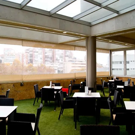 Hotel Villamadrid-3