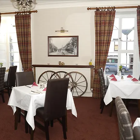 Burnett Arms Hotel-3