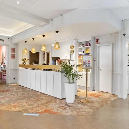 Best Western Plus Hotel Baltic-2