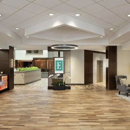 Embassy Suites By Hilton Atlanta Alpharetta-2