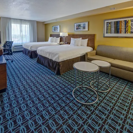 Fairfield Inn And Suites By Marriott Orlando Near Universal Orlando-2