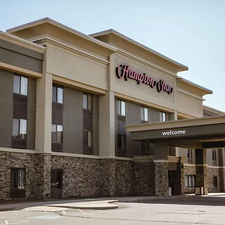 Hampton Inn Mitchell-2