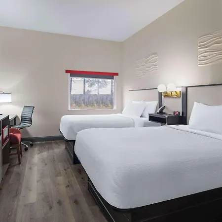 Ramada By Wyndham Locust Grove-3