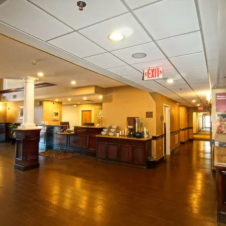 Comfort Suites Near University-2
