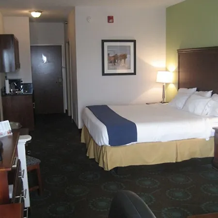 Holiday Inn Express & Suites - Morehead City By Ihg-2