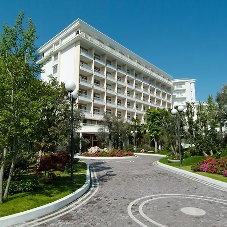Hotel La Residence & Idrokinesis - Thermal Rehab-2