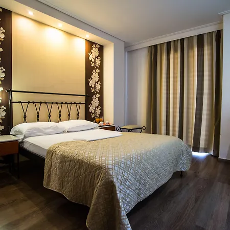 Argo Hotel Piraeus-2