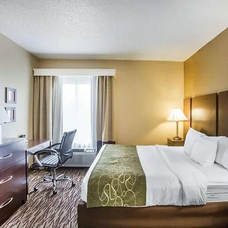 Comfort Suites Lebanon-3