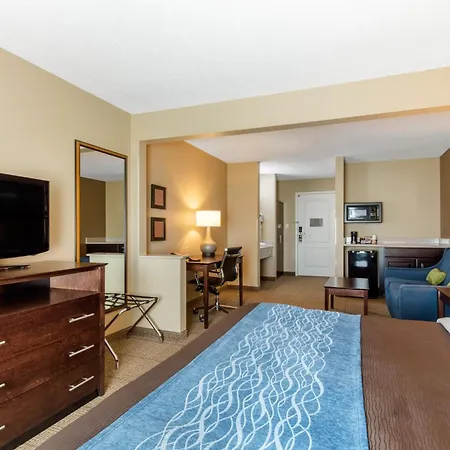 Comfort Inn & Suites Bryant - Benton-2