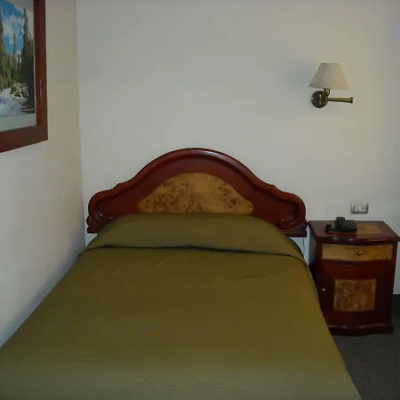 Hotel Continental Lima-3