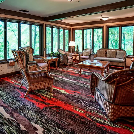 Spring House Inn-3