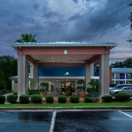 Days Inn By Wyndham Chipley-2