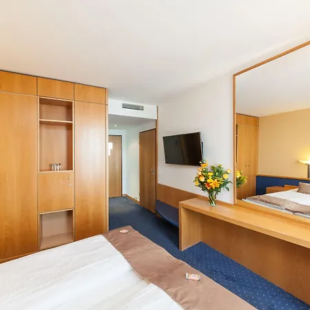 Novum Hotel Kavalier-2