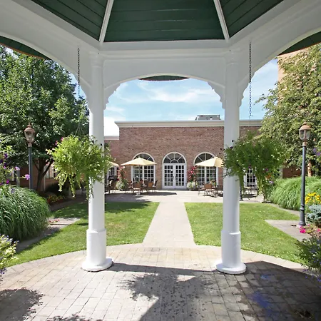 Ethan Allen Hotel-2