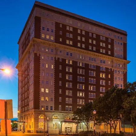 Doubletree By Hilton Utica-3