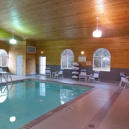 Northwoods Best Inn - Chetek-2