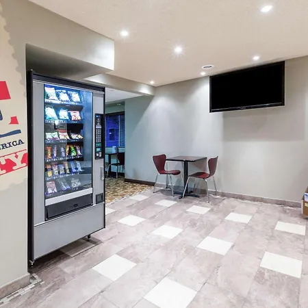 Super 8 By Wyndham Schenectady - Albany Area-3