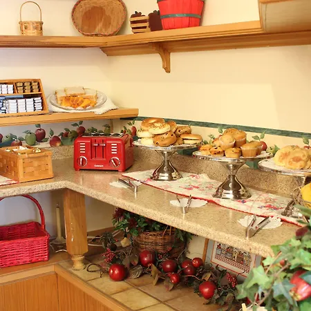 Apple Tree Inn; Surestay Collection By Best Western-2