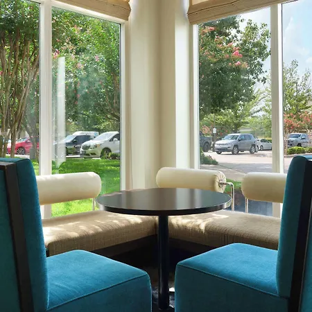 Hilton Garden Inn Houston/Bush Intercontinental Airport-3