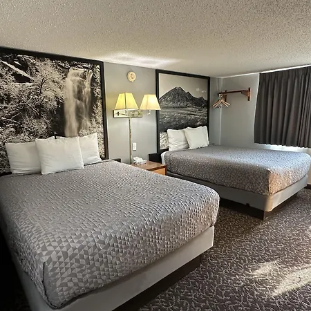Super 8 By Wyndham Yankton-2
