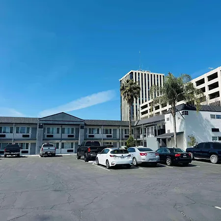 Surestay By Best Western Fresno Central-2