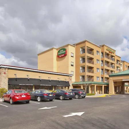 Courtyard By Marriott Somerset-3