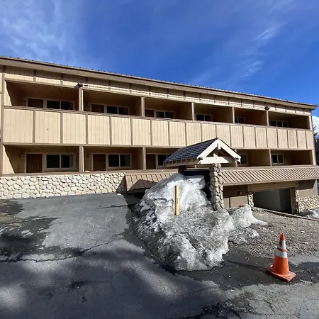 Surestay Plus Hotel By Best Western Mammoth Lakes-3