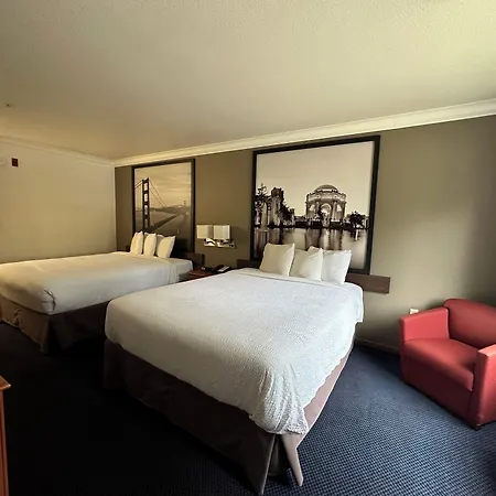 Creekside Inn & Suites-3
