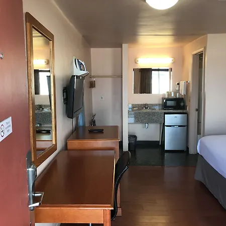 Americas Best Value Inn Eugene-3