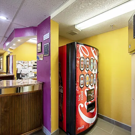Rodeway Inn & Suites Monticello-2