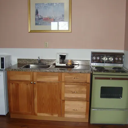 Royal Napanee Inn-2