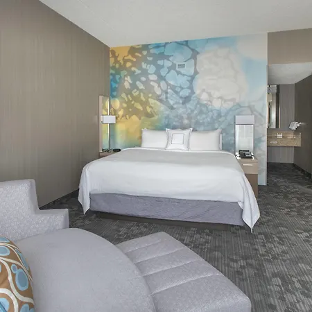 Courtyard By Marriott Newark Elizabeth-2