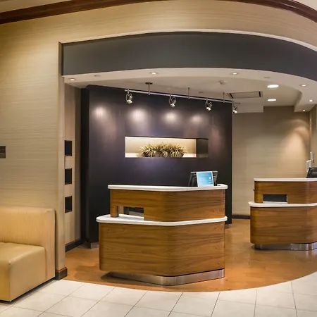 Courtyard By Marriott Norfolk Downtown-3