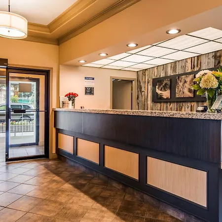 Tower Inn & Suites-2