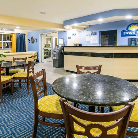 Days Inn-3