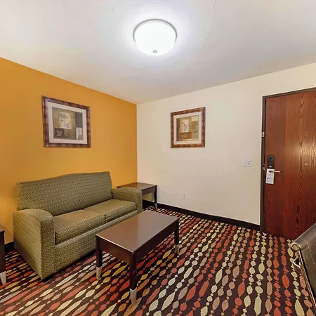 Best Western Greentree Inn & Suites-2