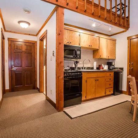 Kandahar Lodge At Whitefish Mountain Resort-2