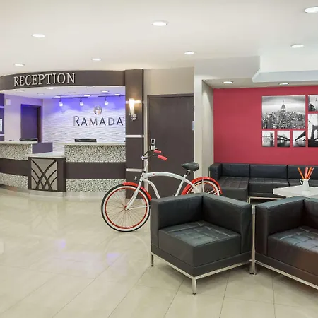 Ramada By Wyndham Miami Springs/Miami International Airport-2