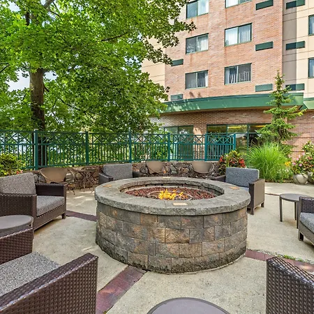 Courtyard By Marriott Boston Waltham-2