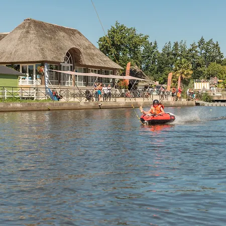 Les Ormes Domaine Et Resort-3