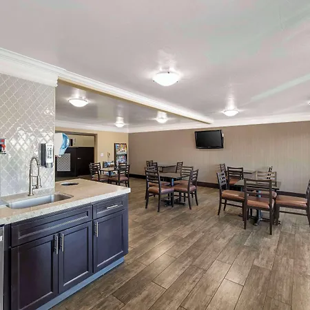 Best Western Liberty Inn-3