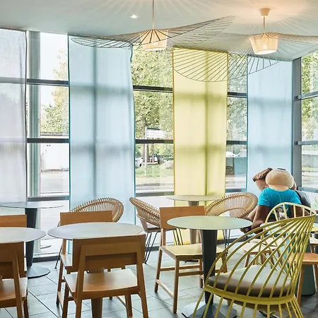 Novotel Suites Paris Roissy CDG-2