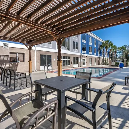 Best Western Plus Flagler Beach Area Inn & Suites-2