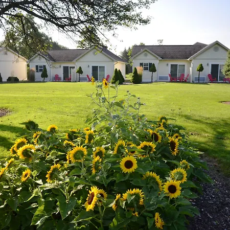 Skaneateles Suites-3