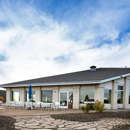Ten Pin Inn & Suites-2