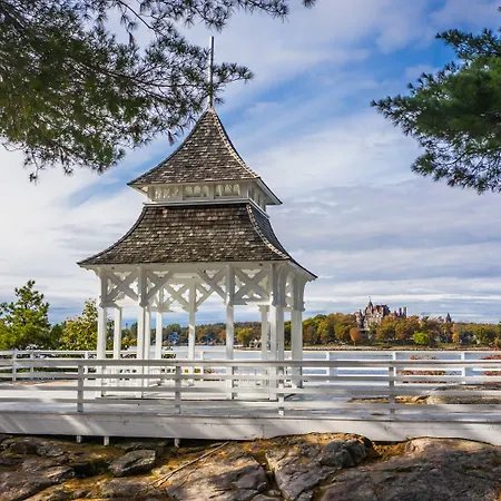 Bonnie Castle Resort & Marina-2