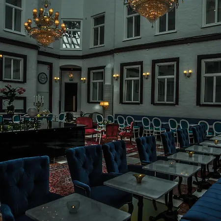 Best Western Hotel Bentleys-2