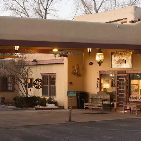 El Pueblo Lodge-3