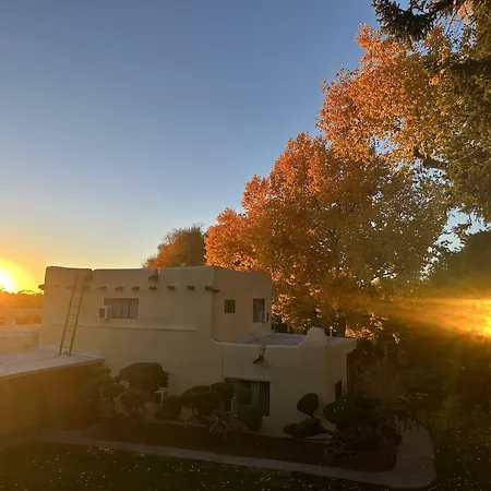 El Pueblo Lodge-2