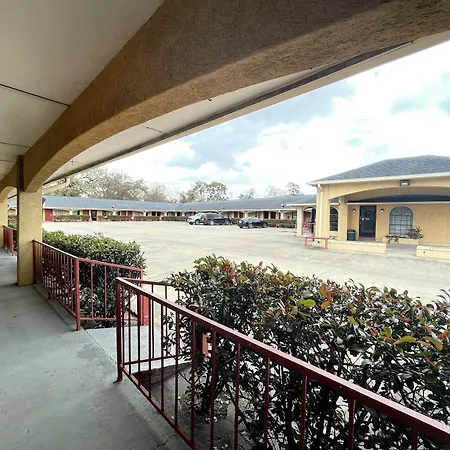 Regency Inn - Channelview-3